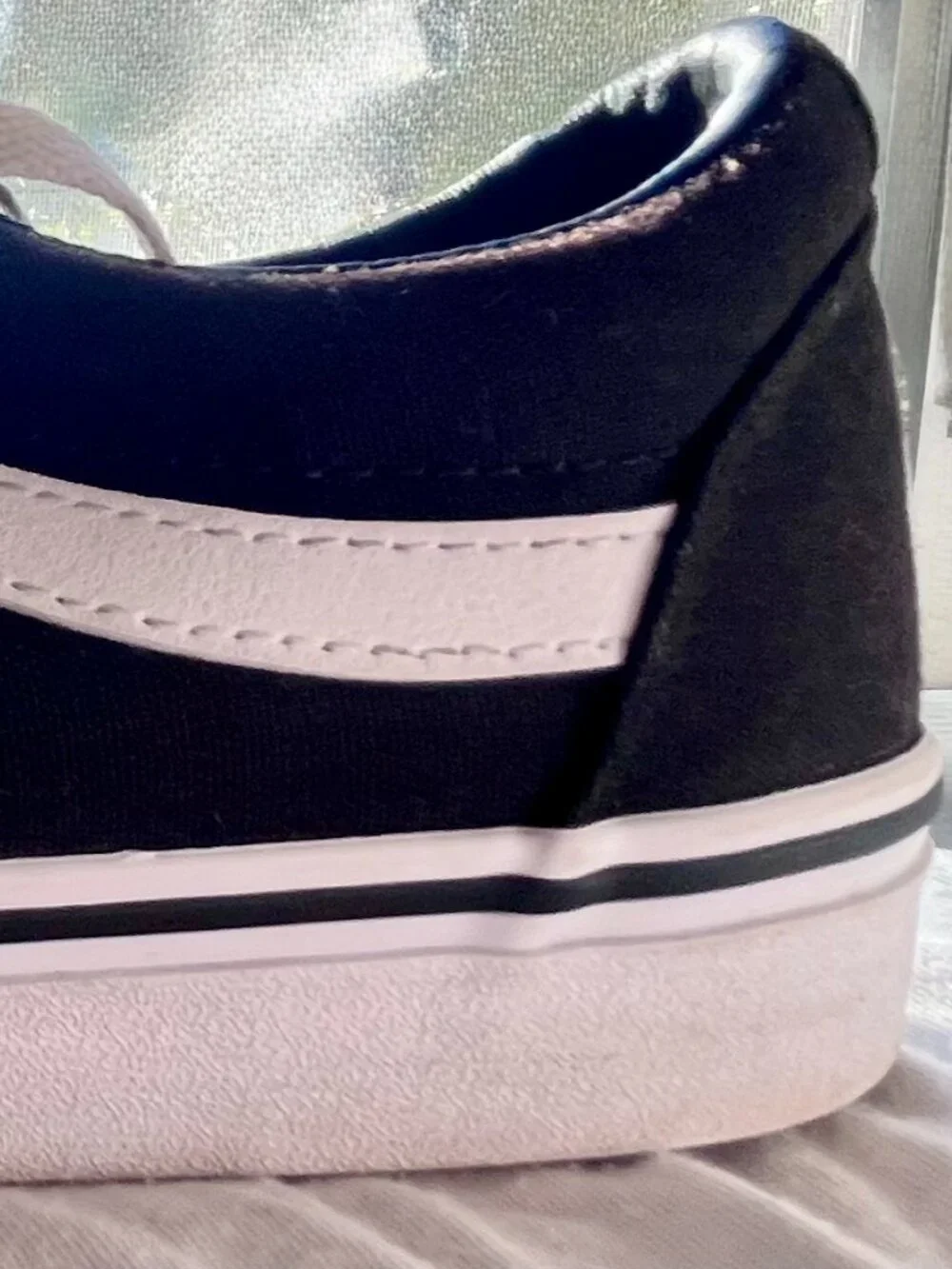 Vans Ward Canvas Black Women’s 6.5 — $18 OBO